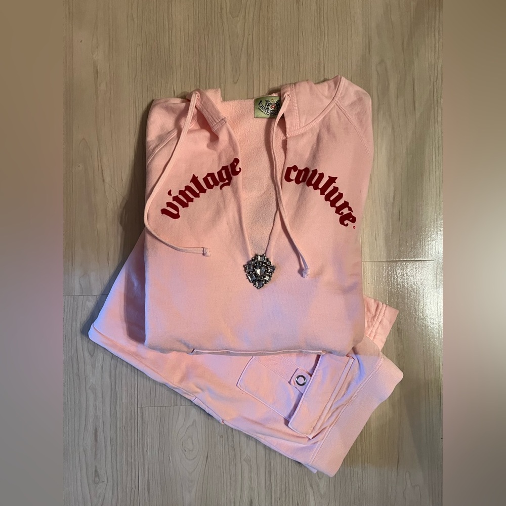 Juicy Couture RARE Vintage Y2K Pink Set w/Brooch VINTAGE COUTURE Set💕 - Picture 2 of 16